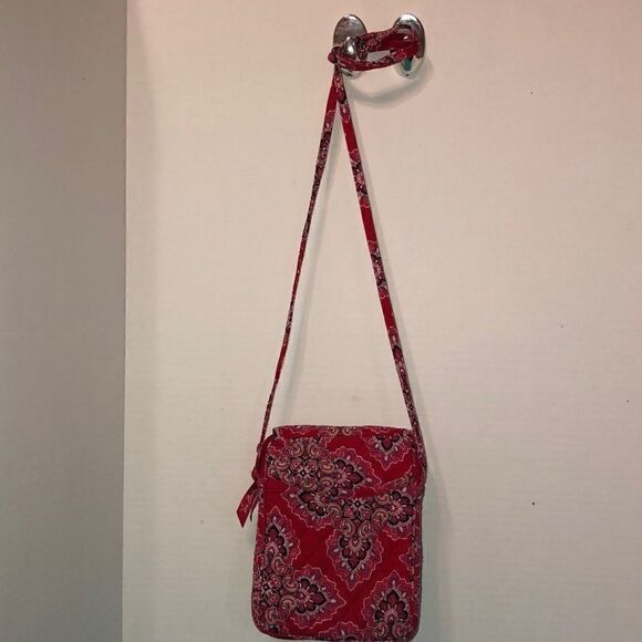 Vera Bradley Crossbody   - Picture 2 of 7